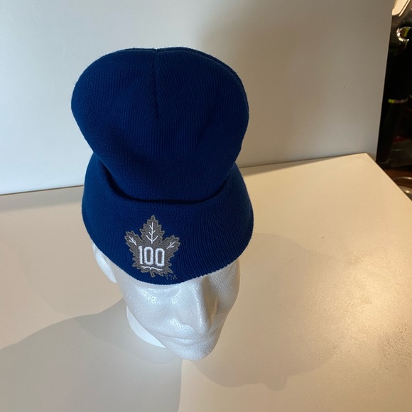 Other - Toronto maple leafs 100 winter hat